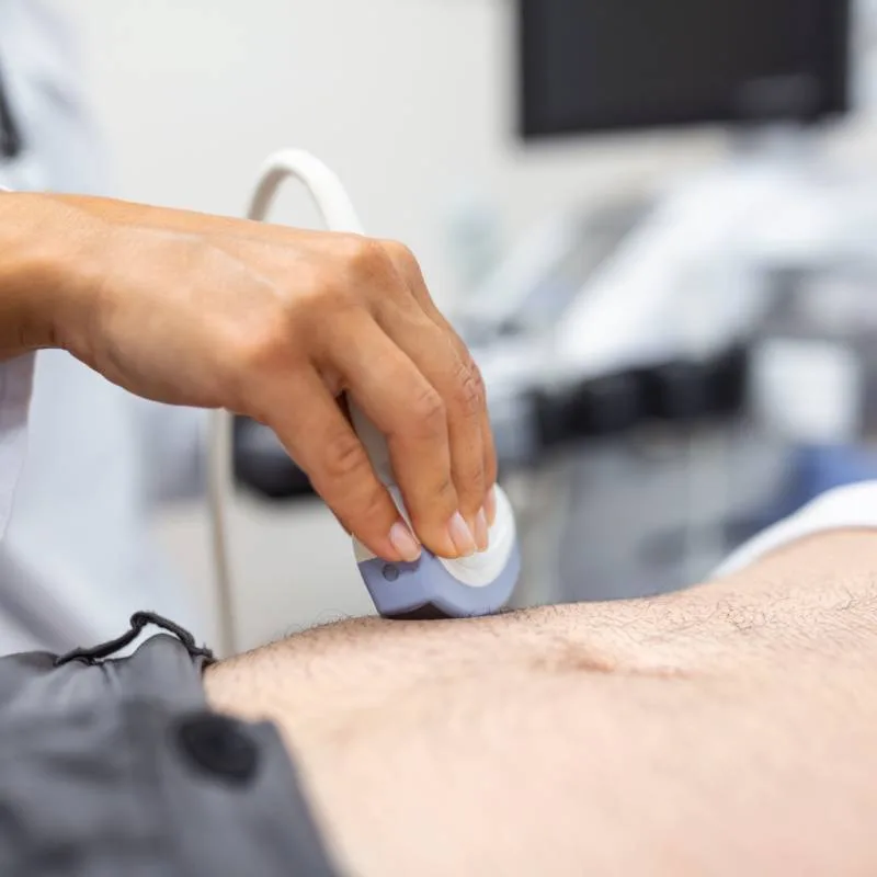Ultrasound examination of the abdomen to study the wall