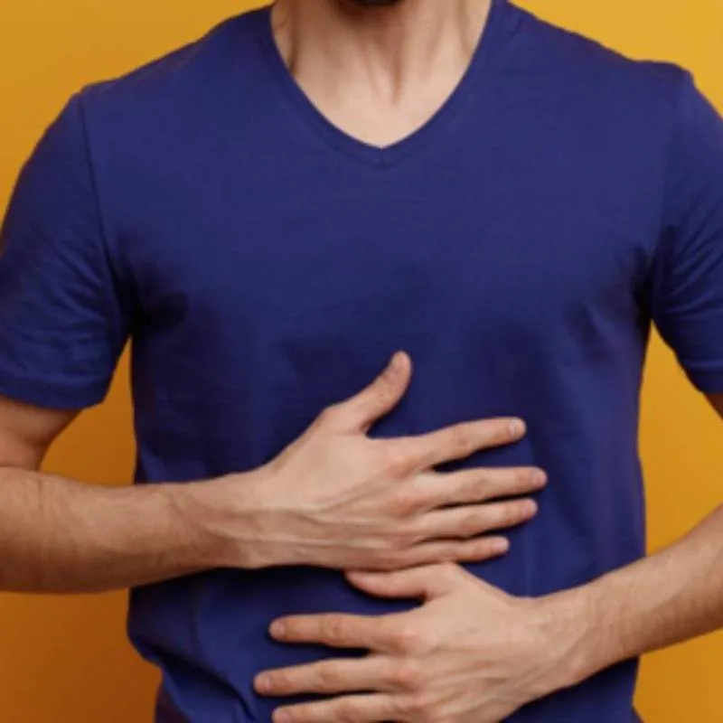 Main symptoms of an incarcerated or strangulated hernia